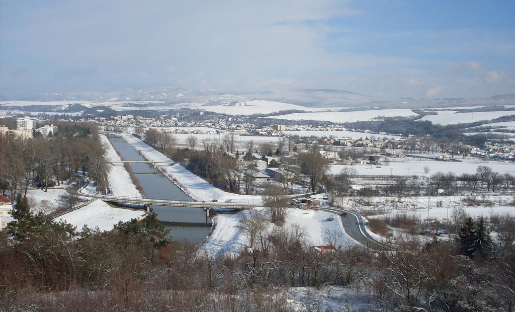 Panorama Hotel Pöstyén Kültér fotó