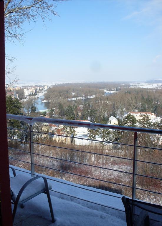 Panorama Hotel Pöstyén Kültér fotó